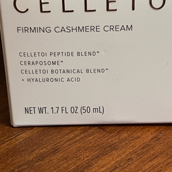 Moisture Balancing Cleanser and Firming Cashmere Cream Set - Picture 3 of 8